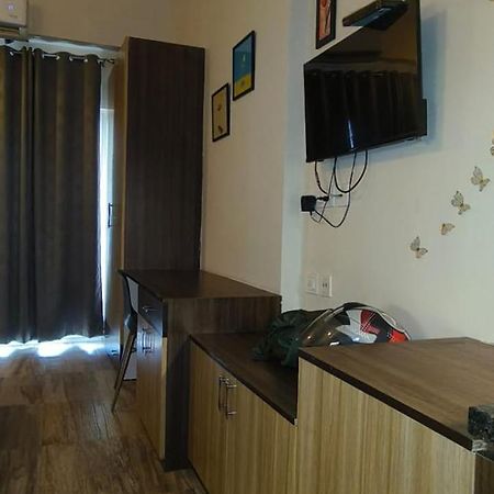 גרייטר נוידה Chaudhary Homes מראה חיצוני תמונה